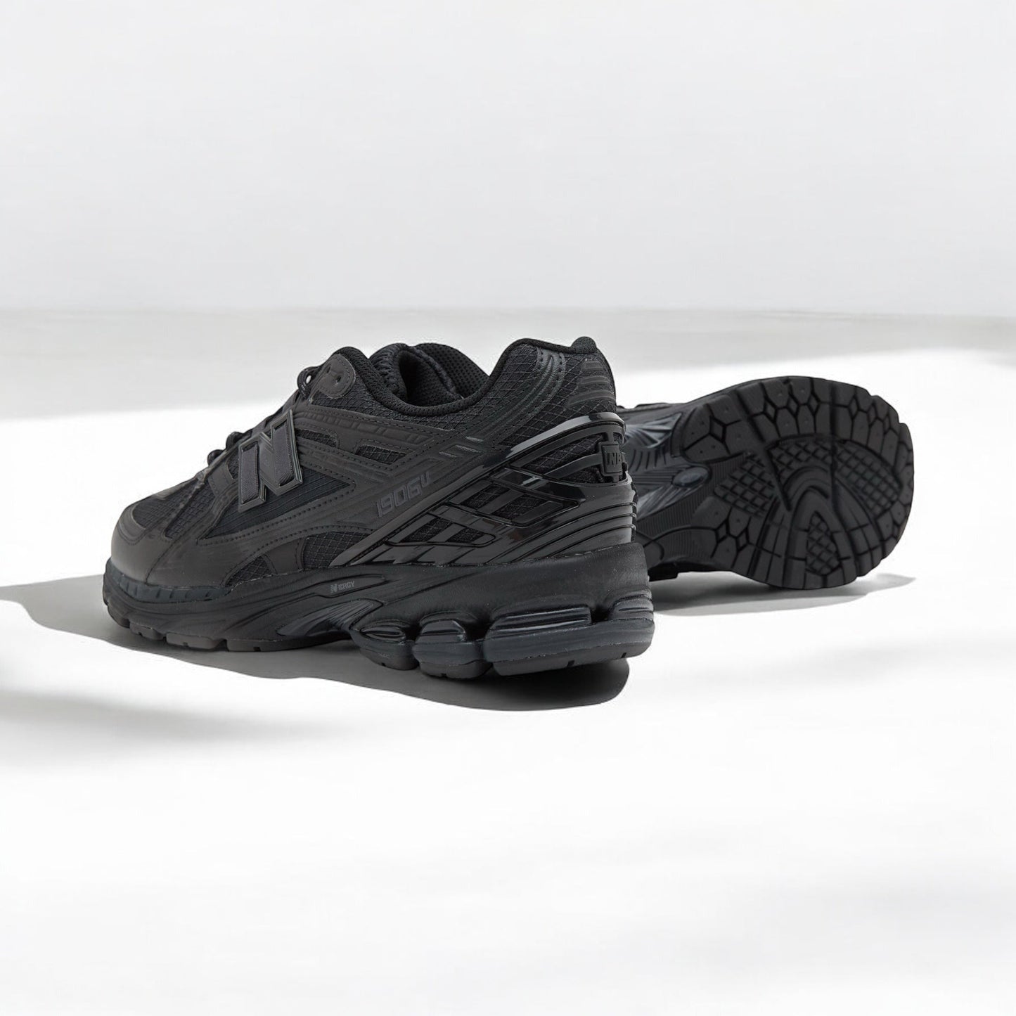 NB 1906 Utility Black